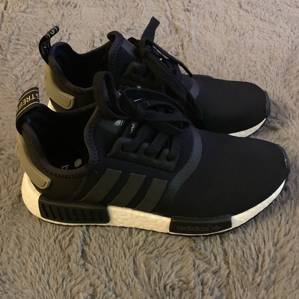 NWT NMD_R1